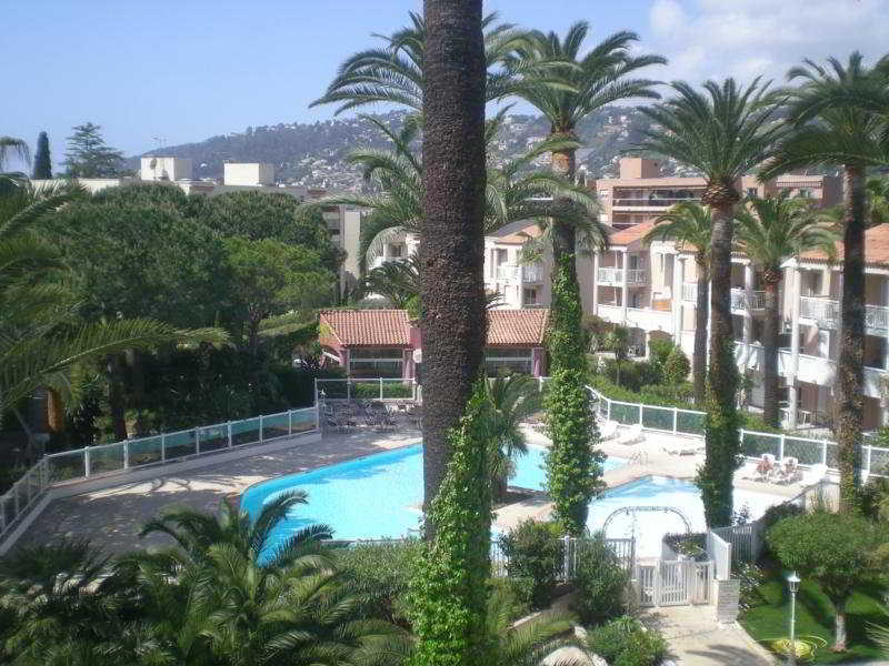 Residence Odalys Open Golfe Juan 外观 照片