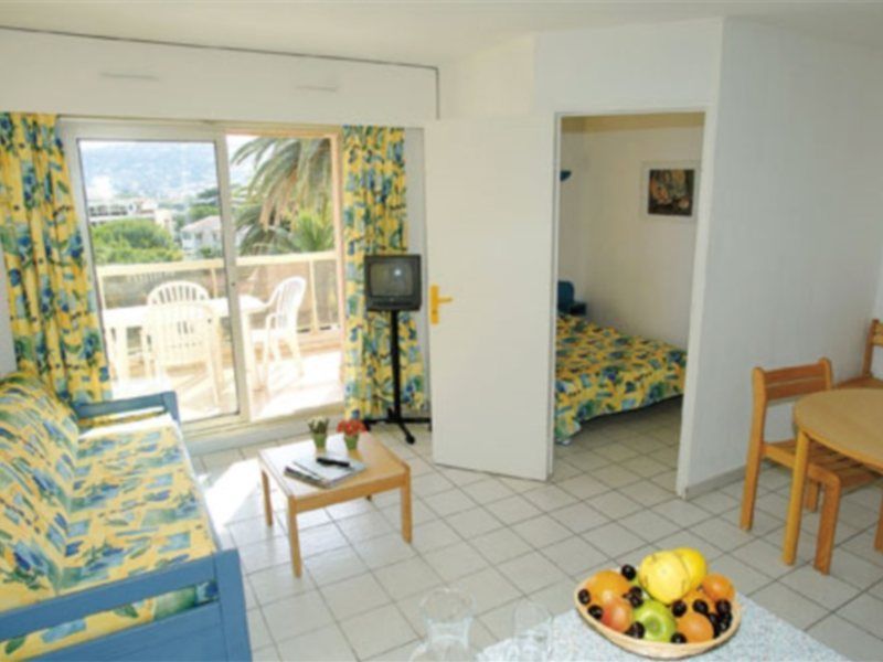 Residence Odalys Open Golfe Juan 外观 照片